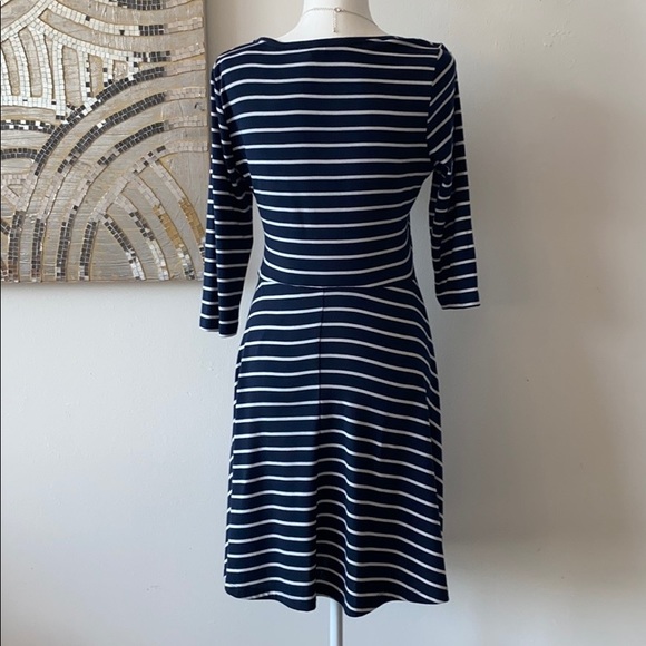 Market & Spruce Chevron Stripe Jersey Dress - Picture 3 of 8